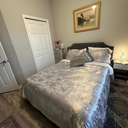 Quiet Room In A Family Home Lehigh Acres Buitenkant foto